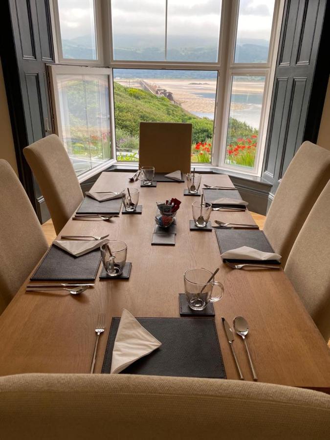 No6 Bed and Breakfast Barmouth Eksteriør billede
